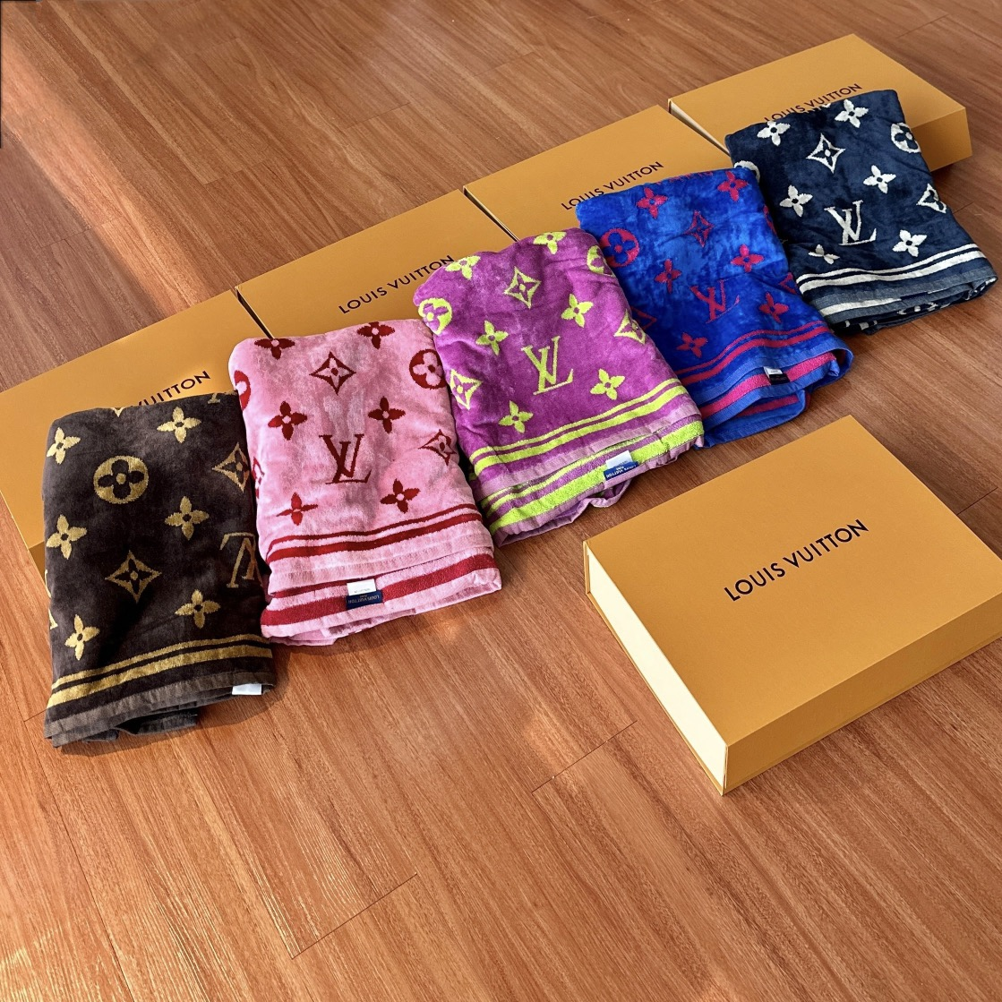 CUSTOM LV BEACH TOWEL 2.0