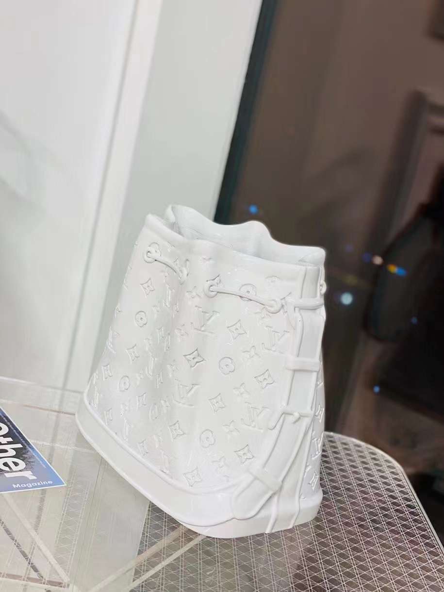 CUSTOM NOÉ BAG FLOWER VASE