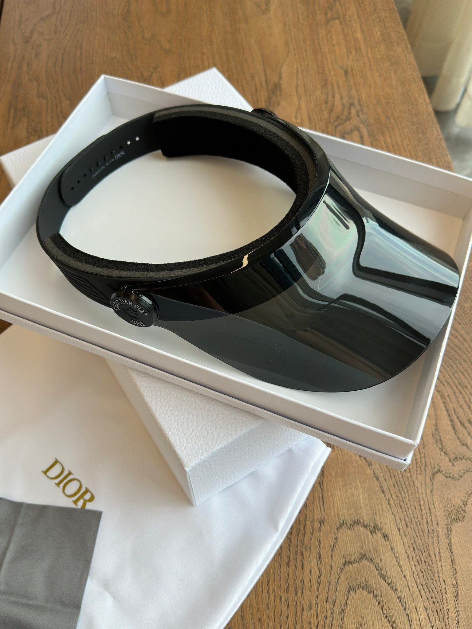 CHRISTIAN SUN VISORS