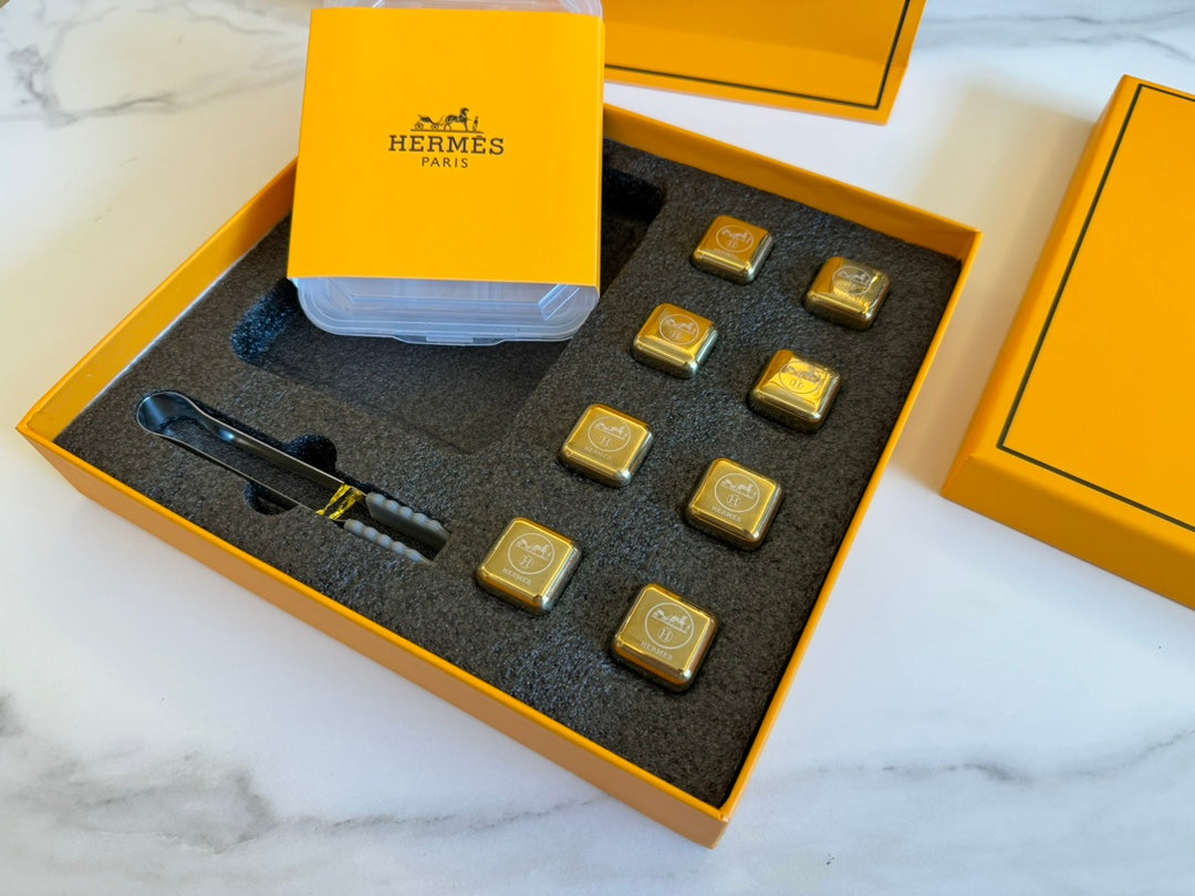 CUSTOM ICE METAL CUBES