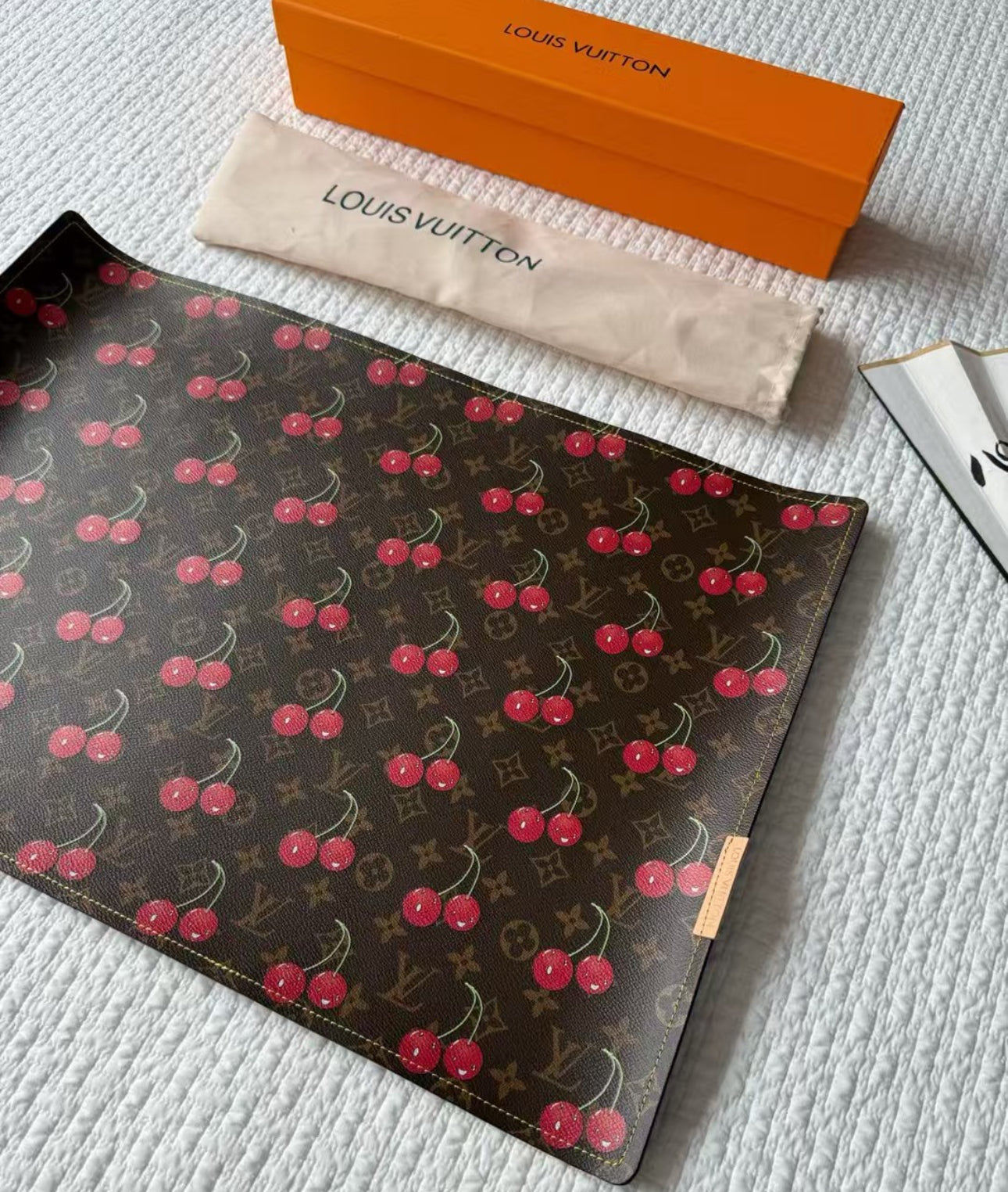 LV CHERRY EATING PLACEMAT (BROWN)