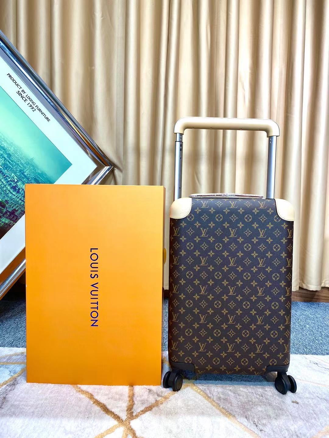 CUSTOM MONOGRAM CABIN 37L HORIZON 55 SUITCASE