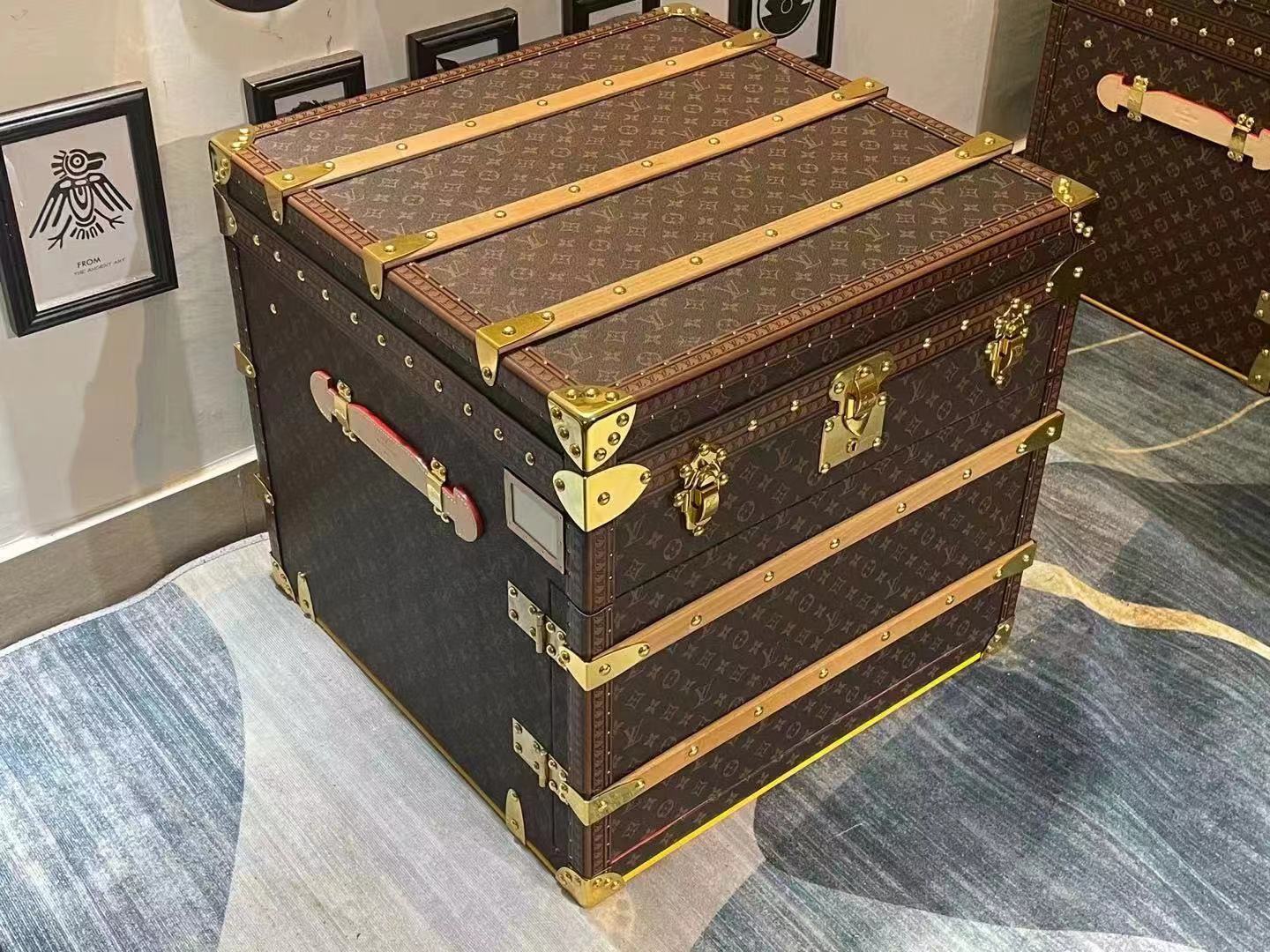 CUSTOM LV BROWN SQUARE TRUNK