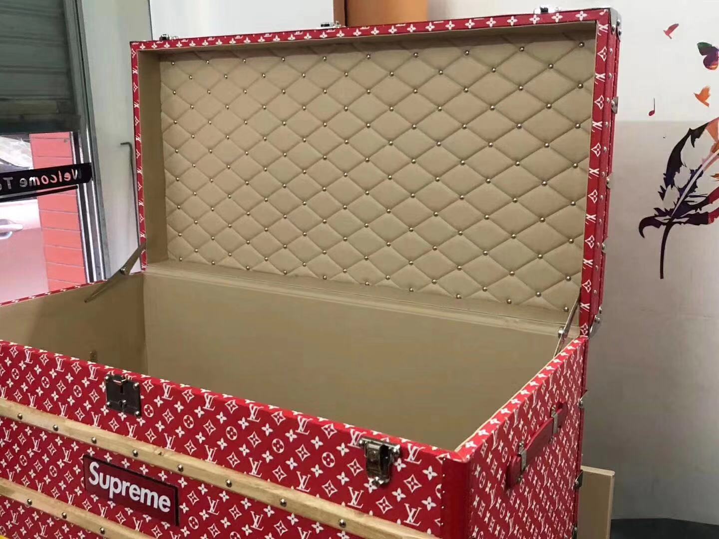 CUSTOM LV SUPREME TRUNK