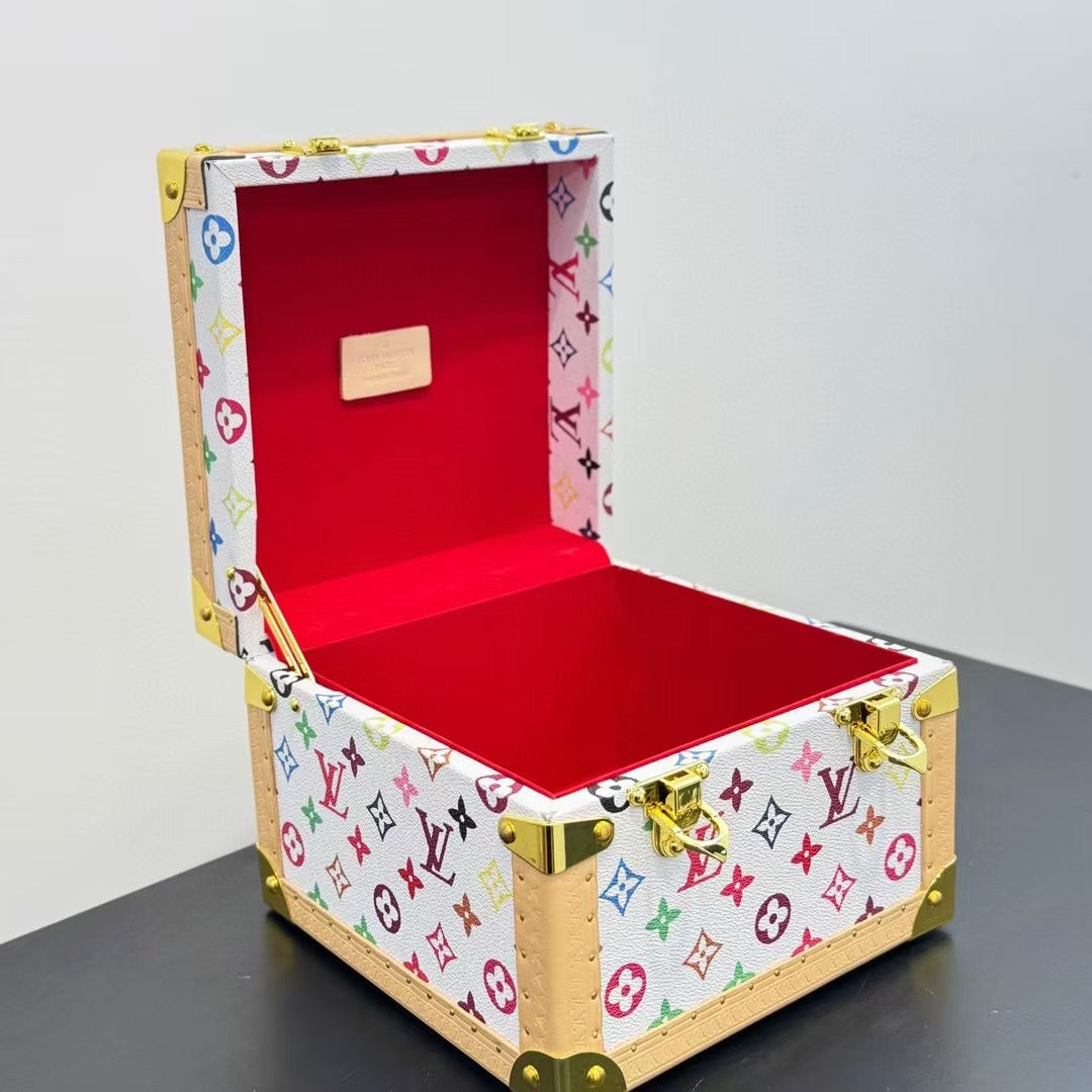 CUSTOM LV PYRAMID MONOGRAM TRUNK SET MURAKAMI WHITE