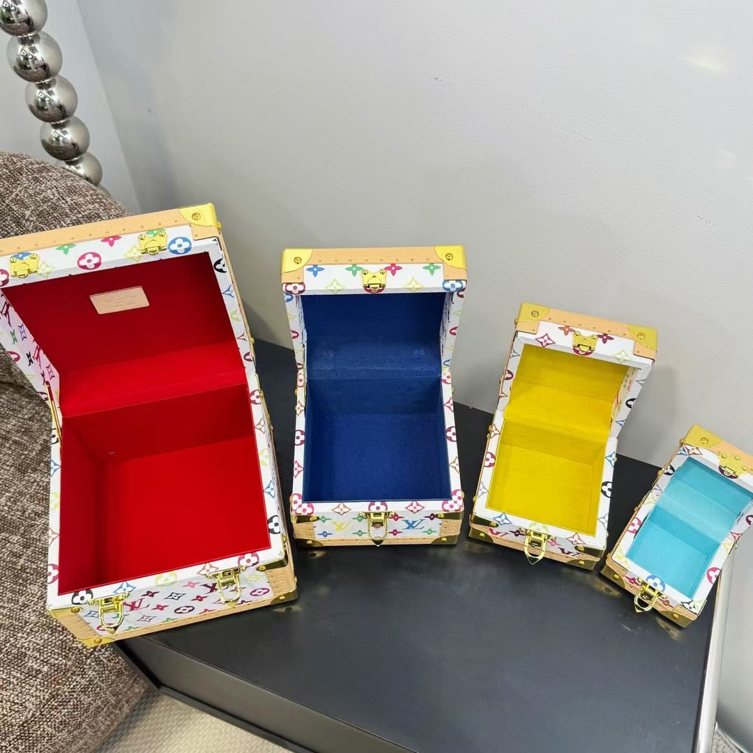 CUSTOM LV PYRAMID MONOGRAM TRUNK SET MURAKAMI WHITE
