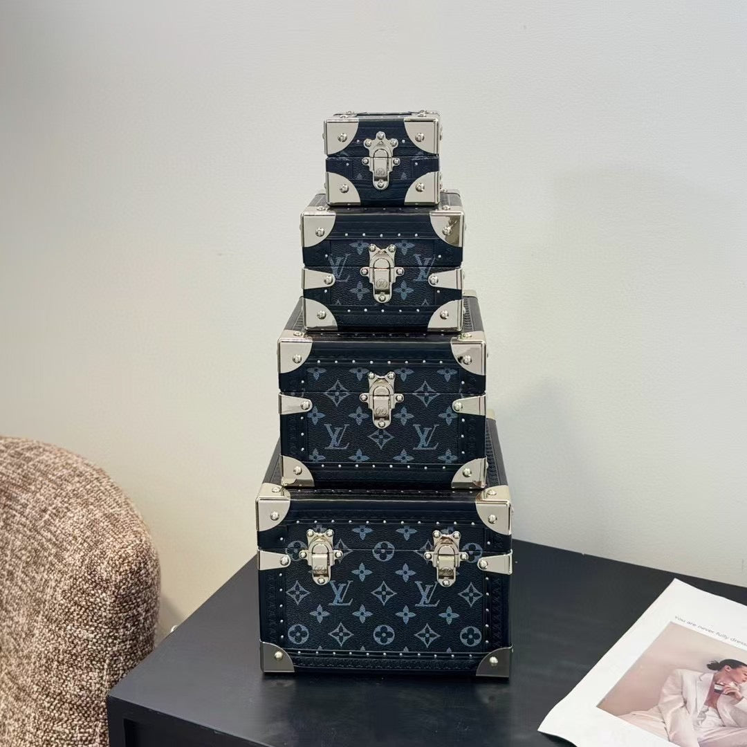 CUSTOM LV PYRAMID MONOGRAM TRUNK SET BLACK