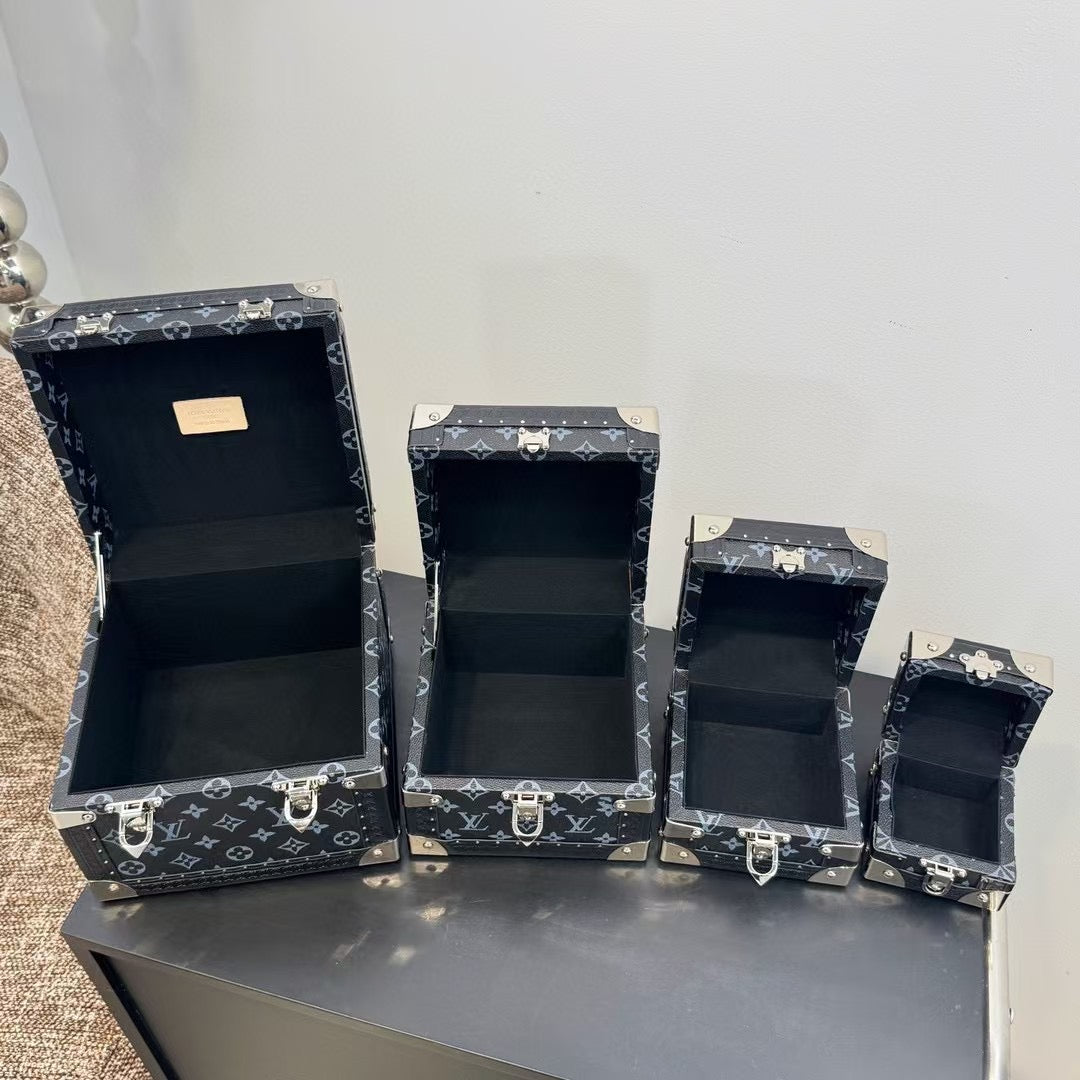 CUSTOM LV PYRAMID MONOGRAM TRUNK SET BLACK