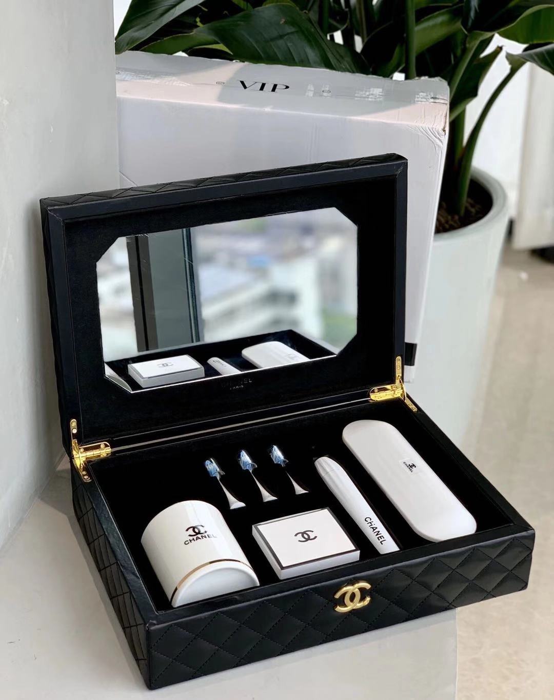 COCO TOOTHBRUSH SET
