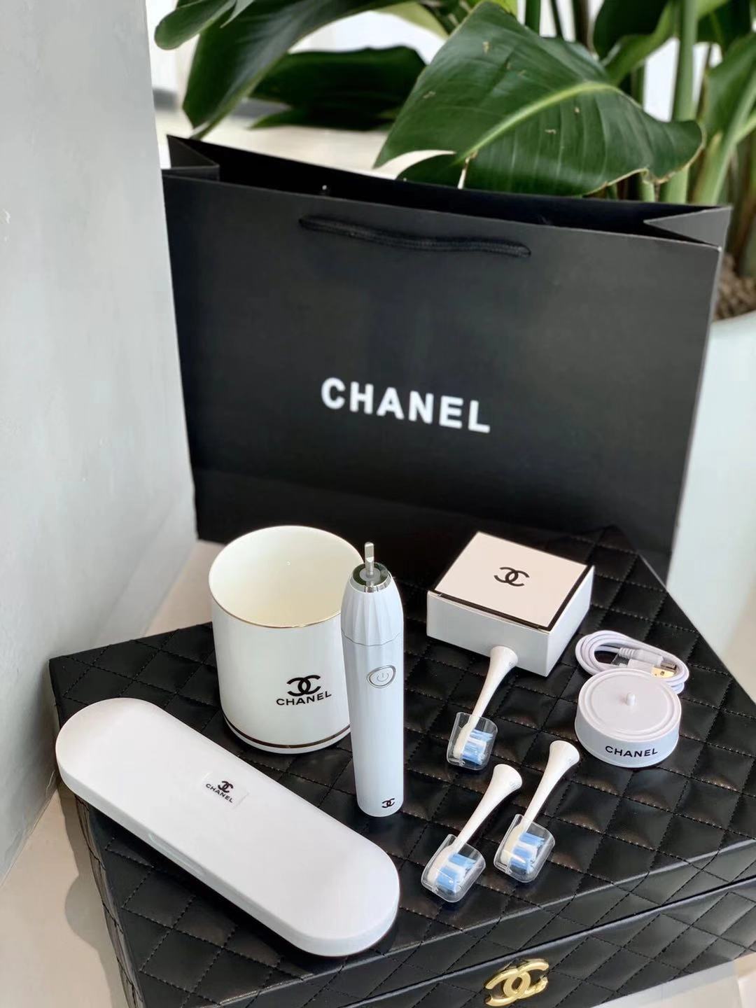 COCO TOOTHBRUSH SET