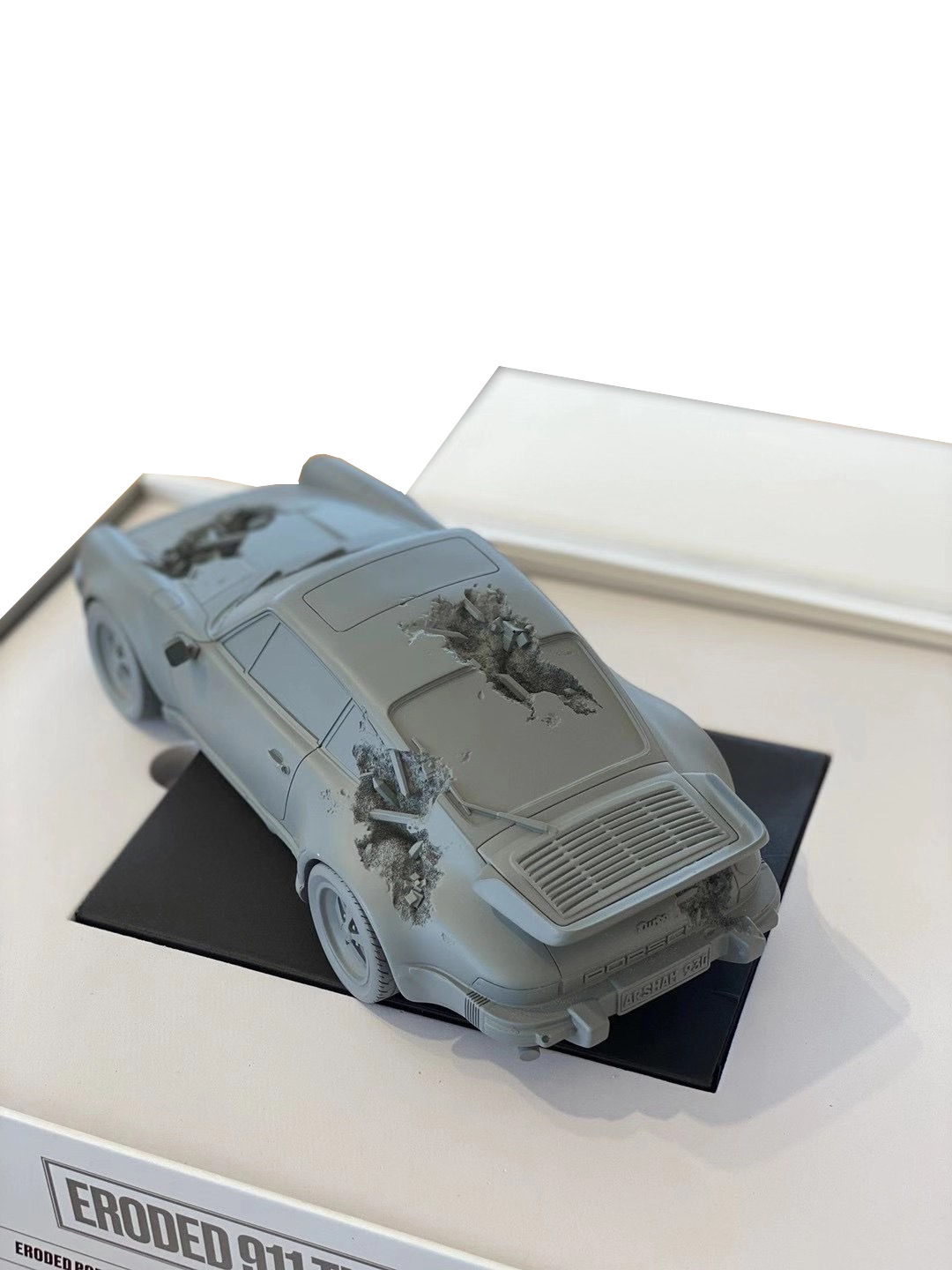 ERODED PORSCHE 911 TURBO RELIC