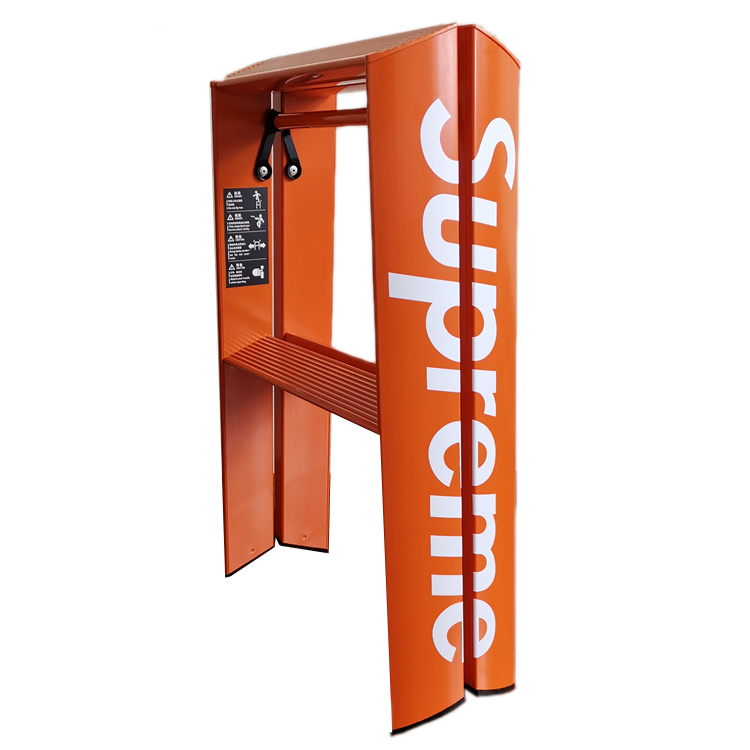 SUPREME LUCANO STEP LADDER - THE PENTHOUSE THEORY SUPREME