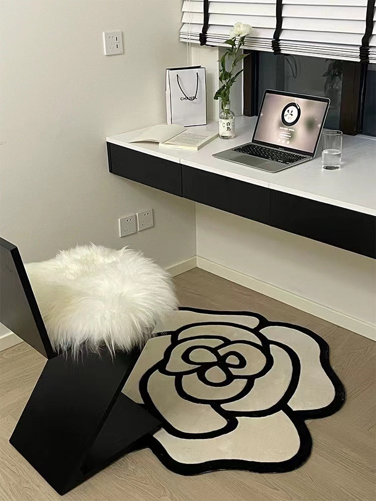 COCO CAMELLIA FLOWER RUG