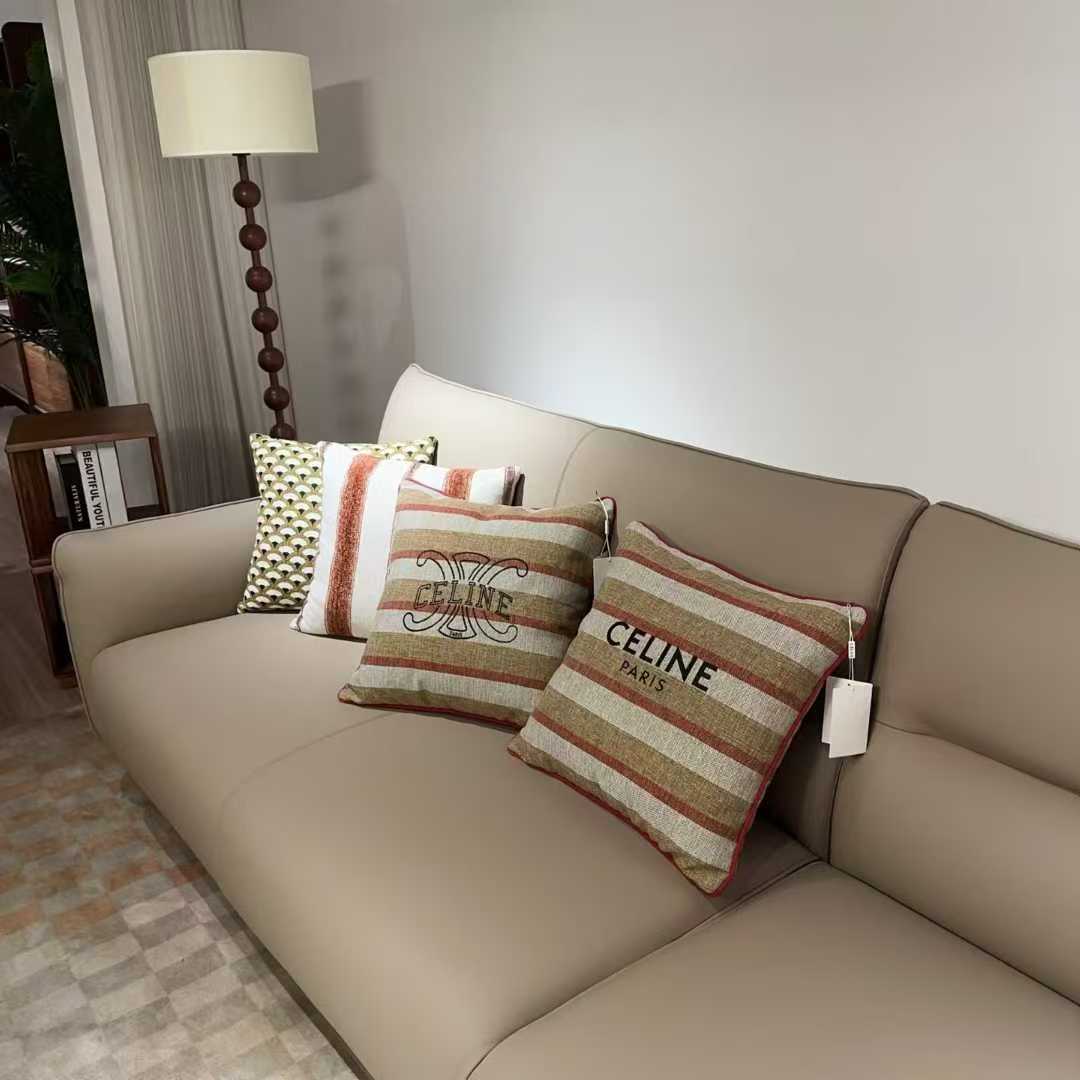 CELINE THROW PILLOW 2.0