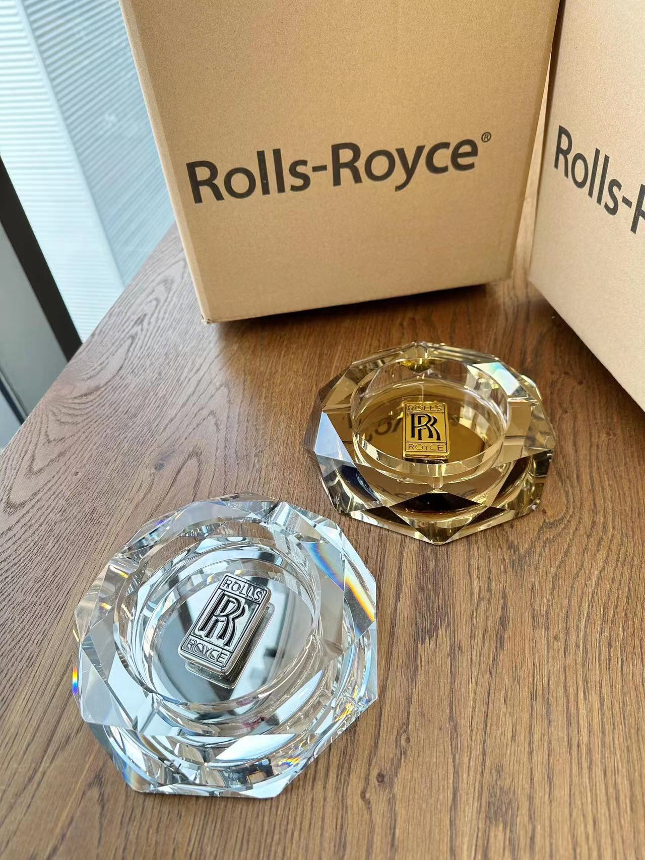 ROLLS ROYCE ROUND ASHTRAY