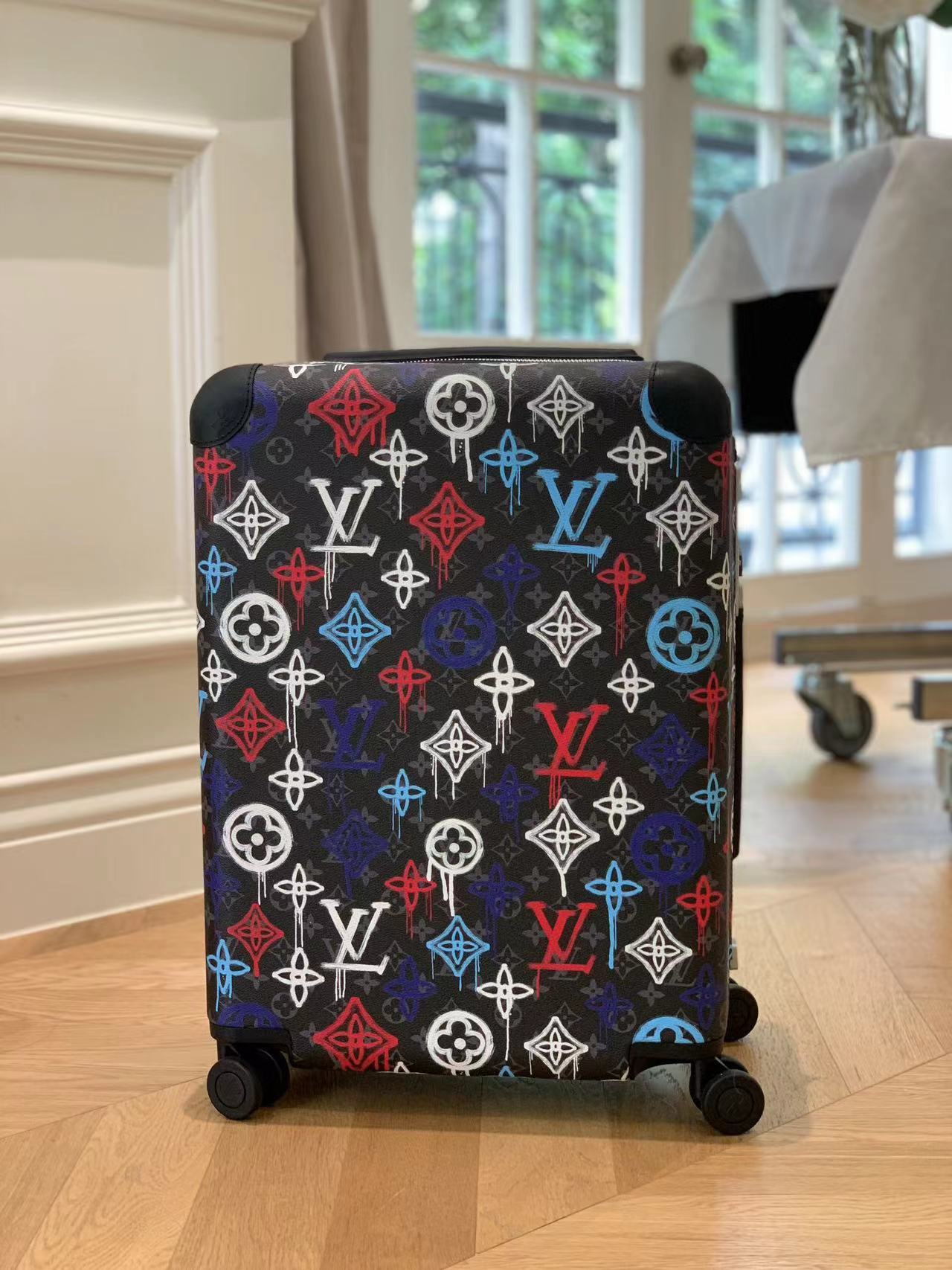 CUSTOM GRAFFITI CABIN 37L HORIZON 55 SUITCASE