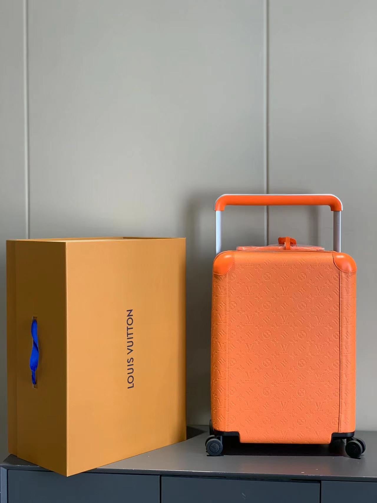 CUSTOM TAURILLON ORANGE 37L HORIZON 55 SUITCASE