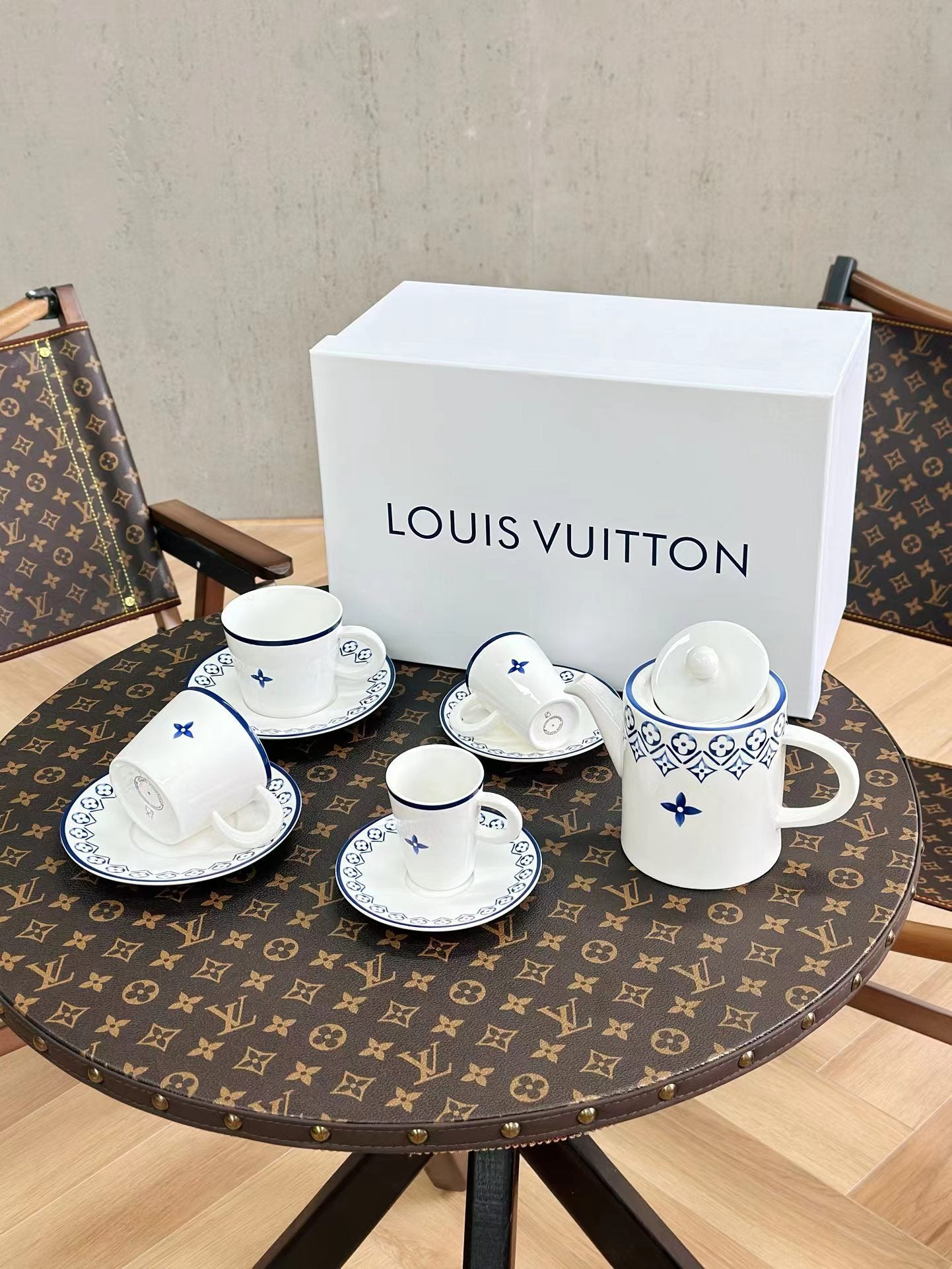 CUSTOM LV FOLDING TABLE – THE VAULT CHAMBER™
