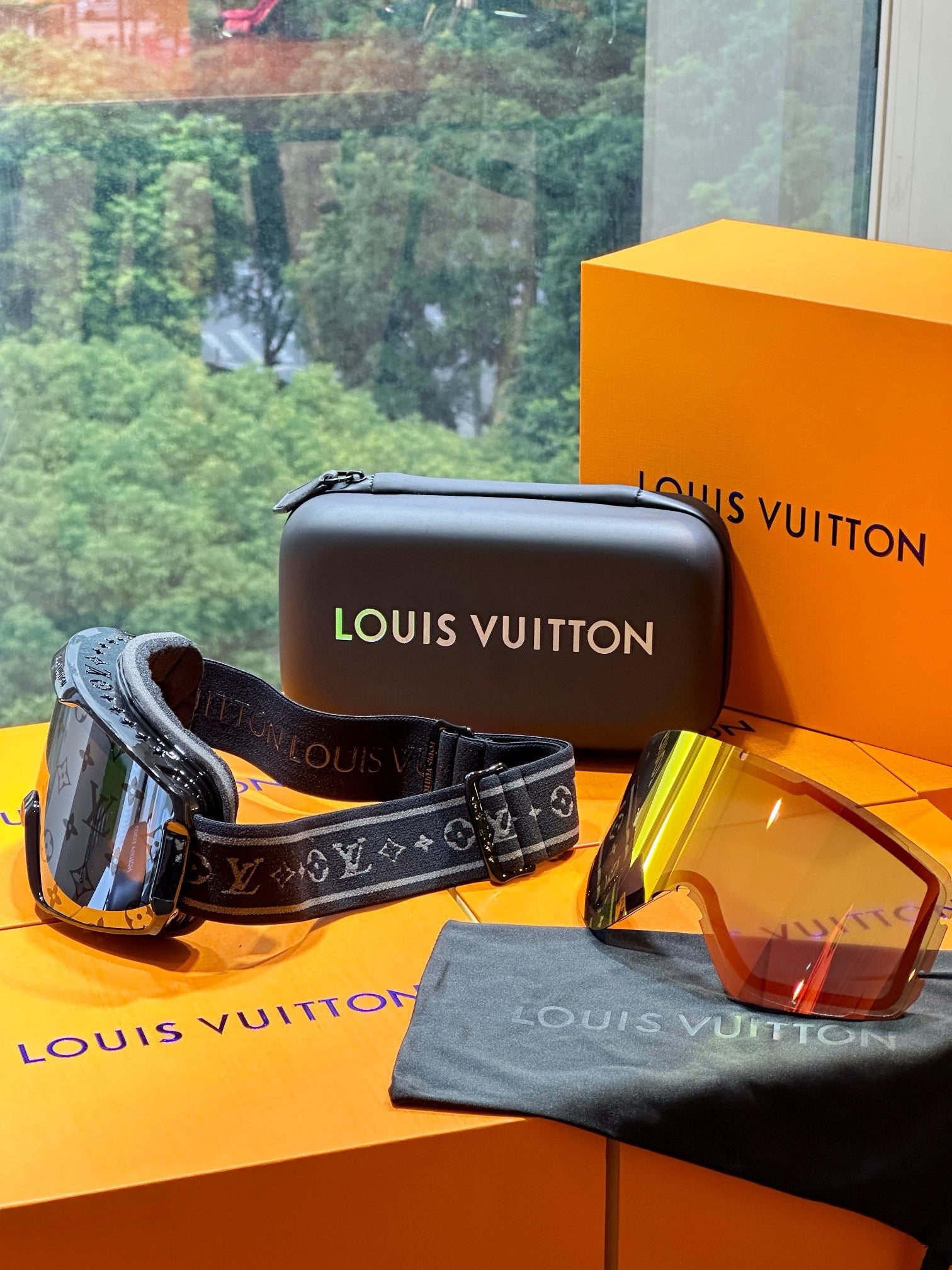 CUSTOM LV SNOW MASK