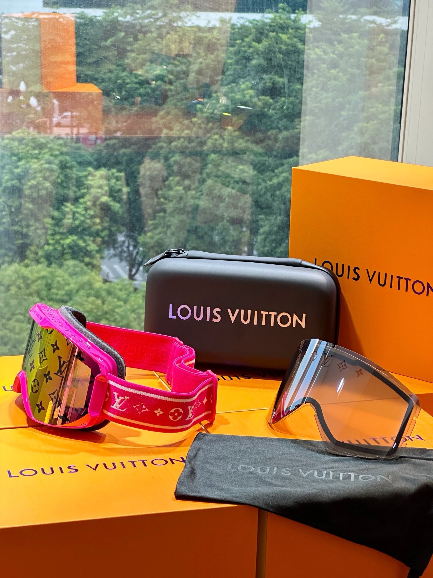 CUSTOM LV SNOW MASK