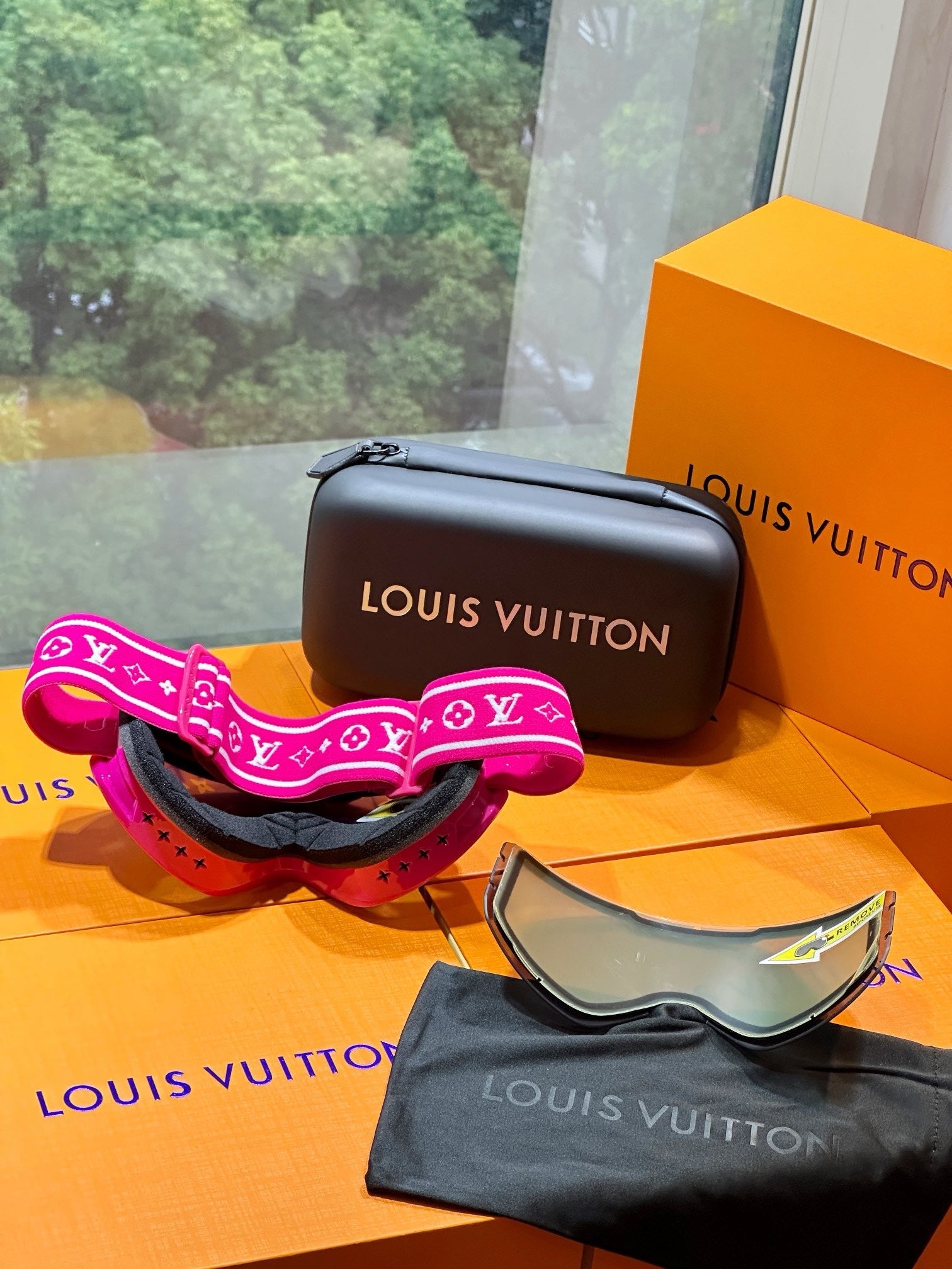 CUSTOM LV SNOW MASK