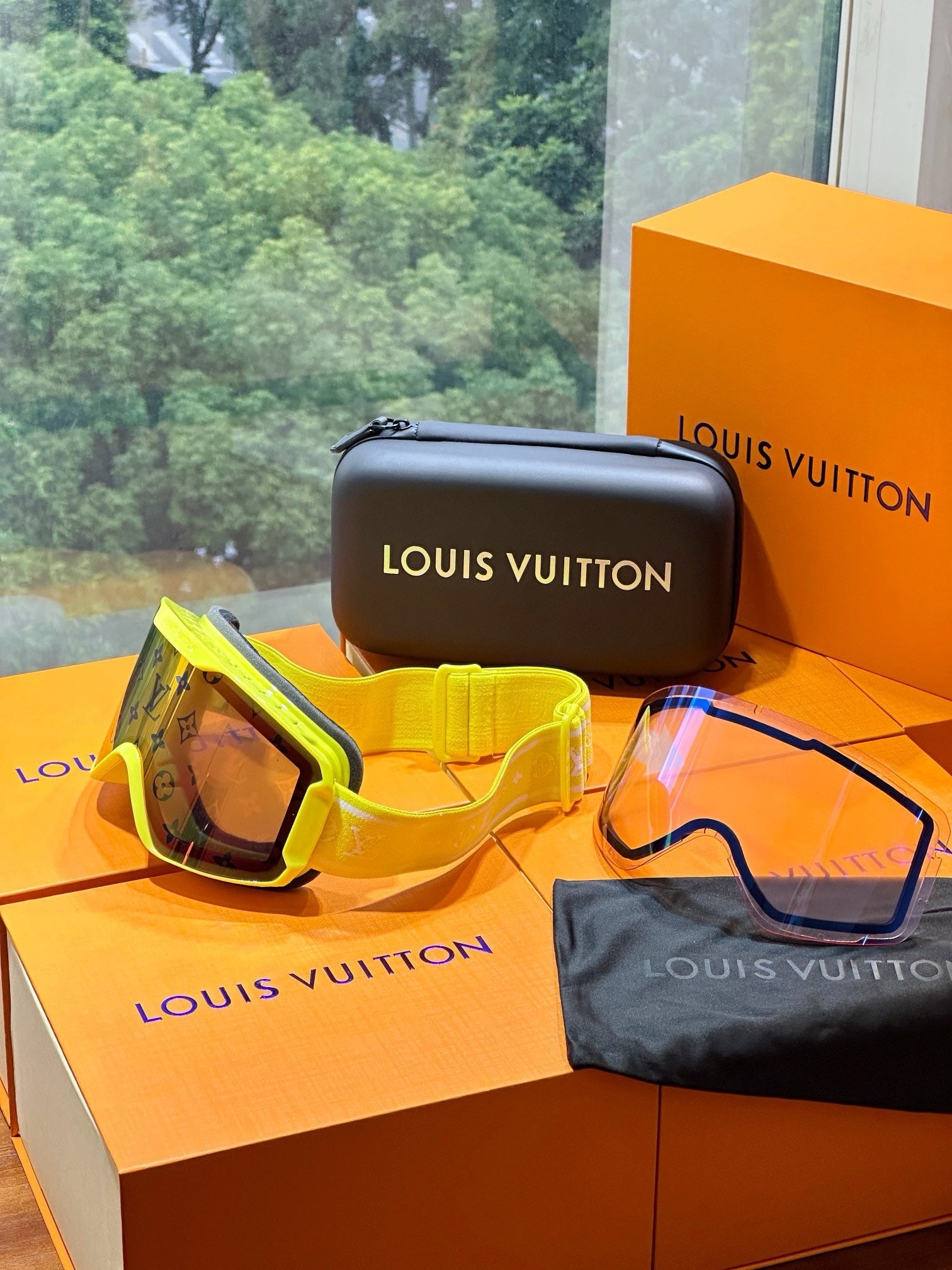 CUSTOM LV SNOW MASK