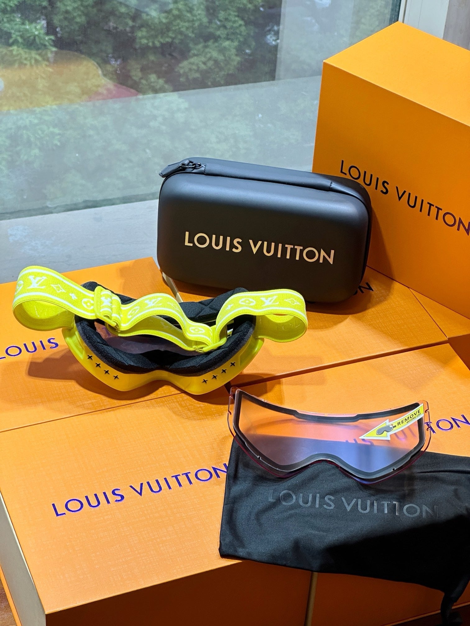 CUSTOM LV SNOW MASK