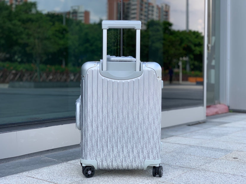 CHRISTIAN CABIN 35L SUITCASE