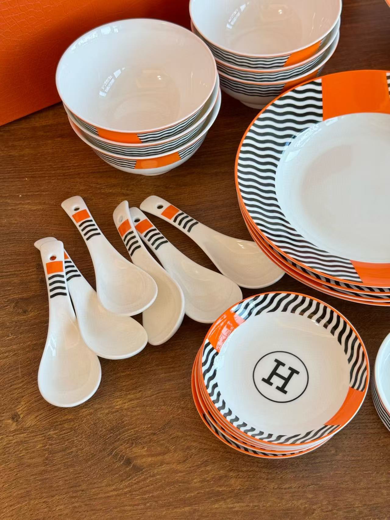 CUSTOM HERMES DINING TABLEWARE SET 2.0