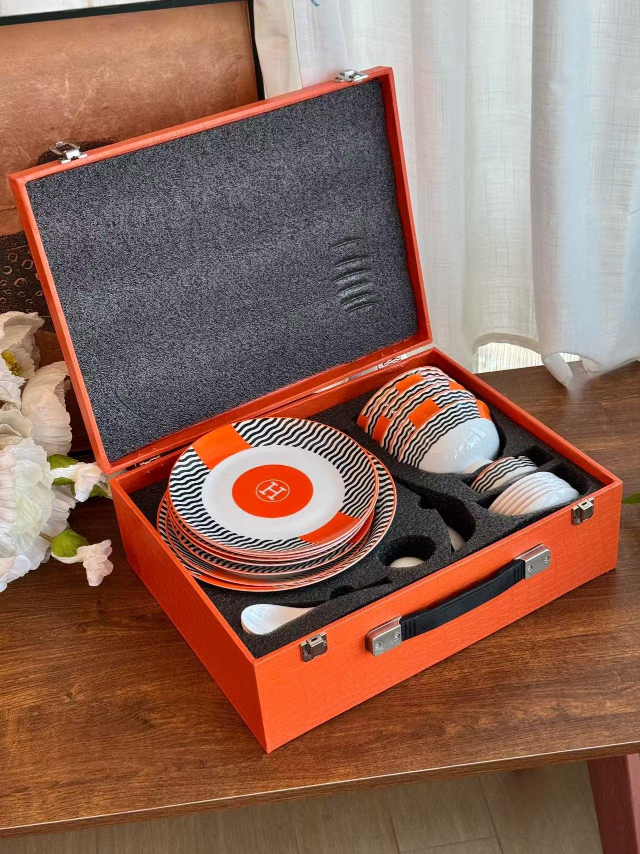 CUSTOM HERMES DINING TABLEWARE SET 2.0