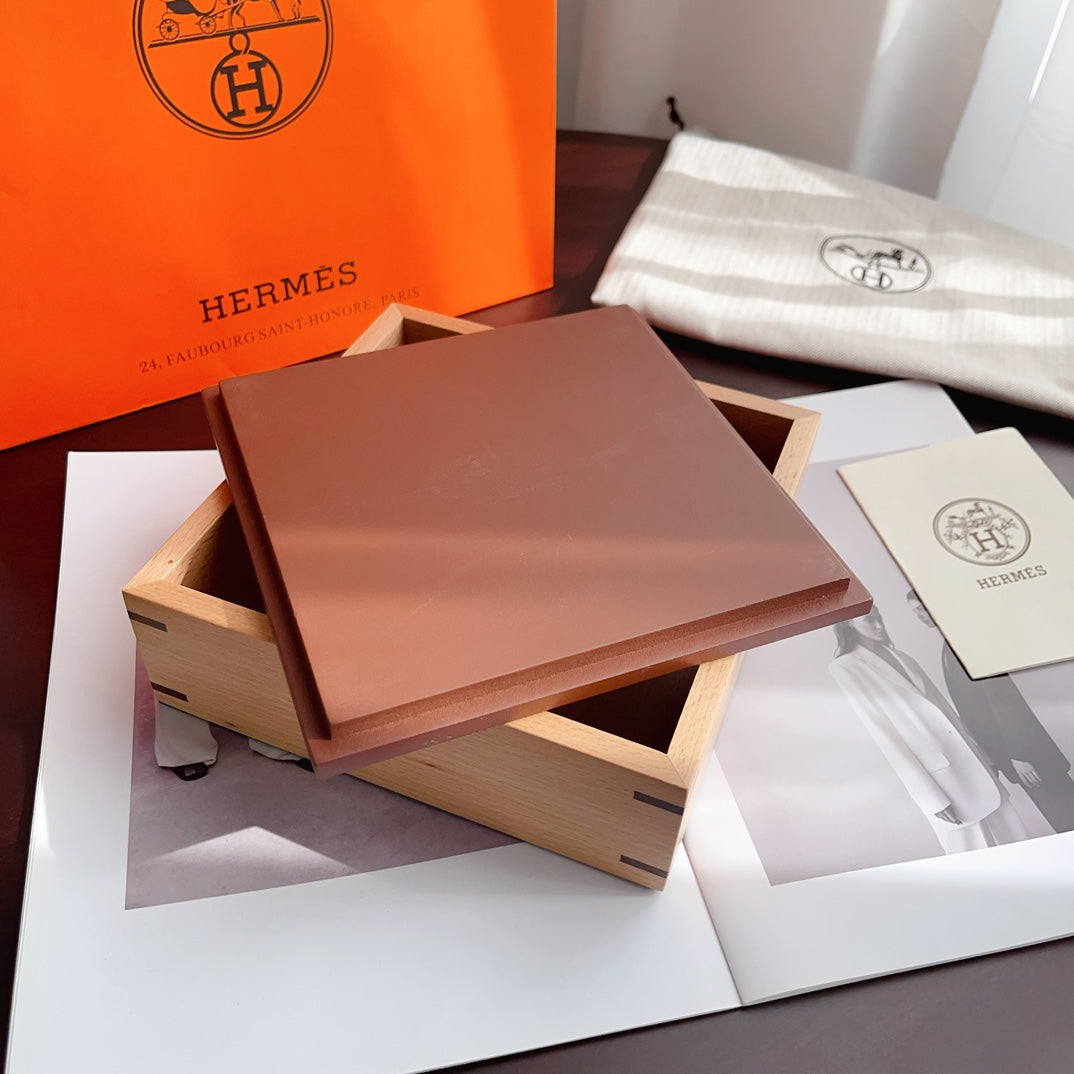 HERMES WOOD ACCESSORIES BOX