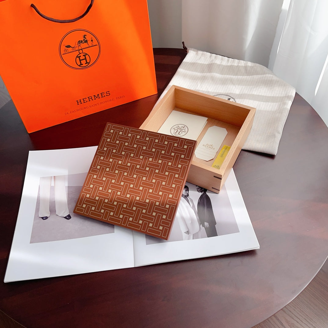 HERMES WOOD ACCESSORIES BOX