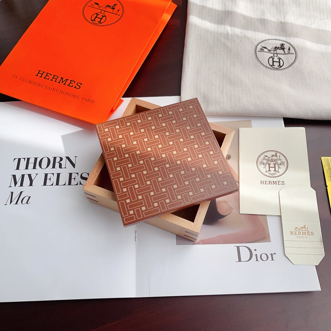 HERMES WOOD ACCESSORIES BOX