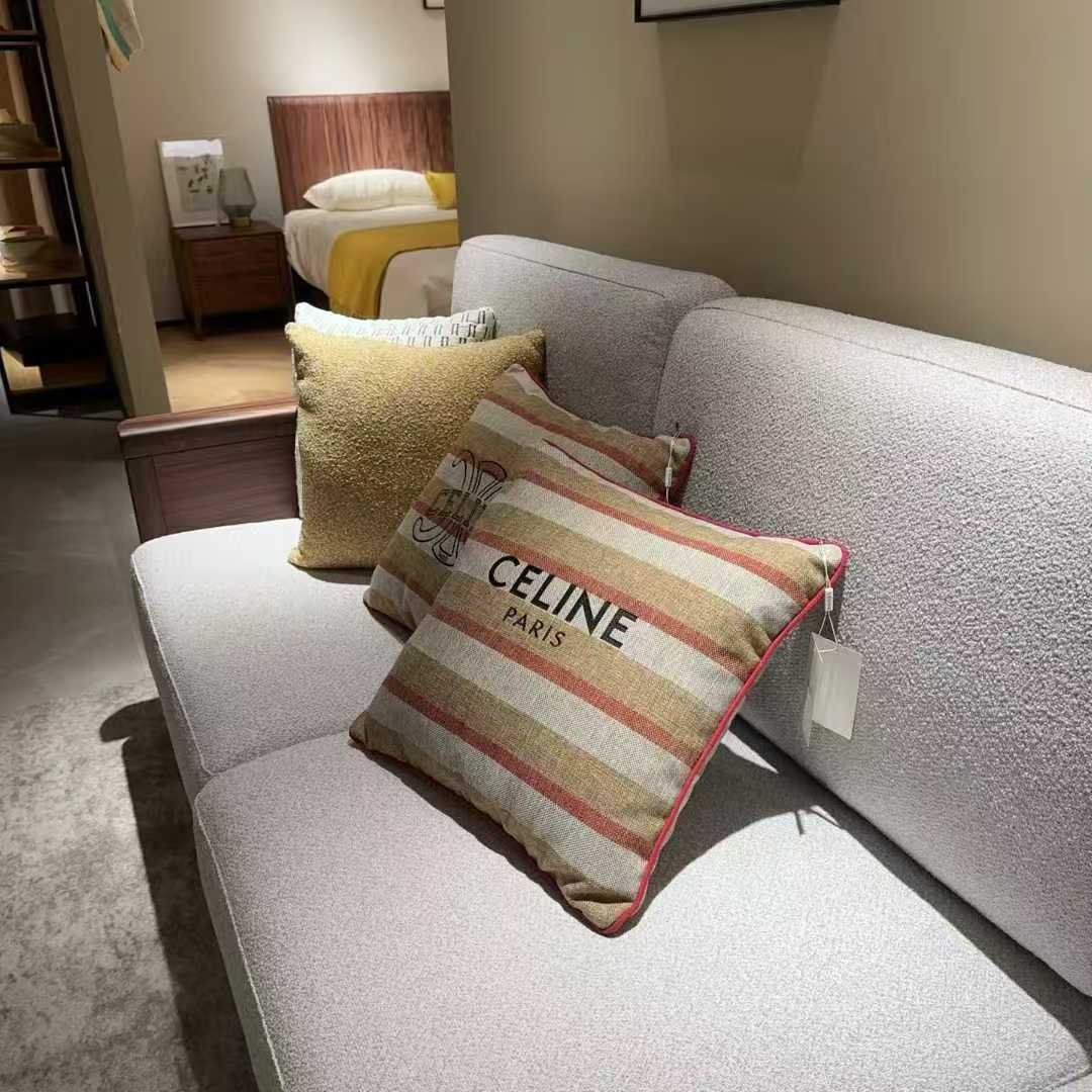 CELINE THROW PILLOW 2.0