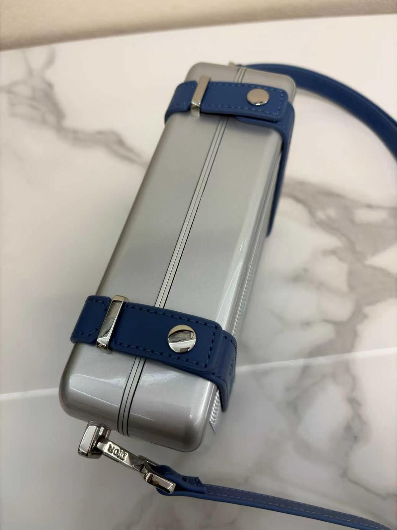 CHRISTIAN CROSS-BODY CLUTCH (BLUE)
