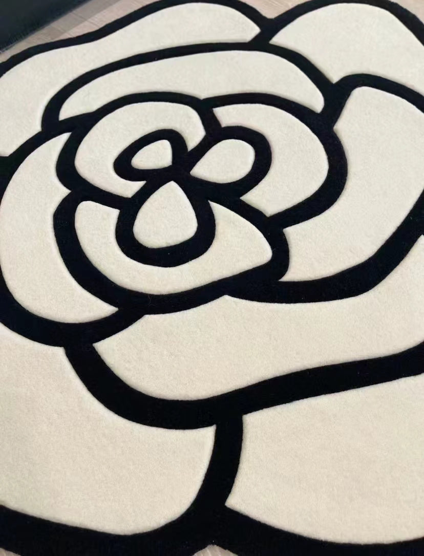 COCO CAMELLIA FLOWER RUG