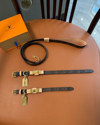LV DOG COLLAR AND LEASH (BOWTIE)