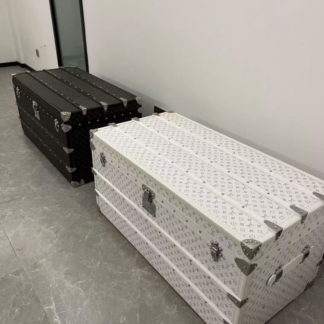 CUSTOM LV WHITE TRUNK