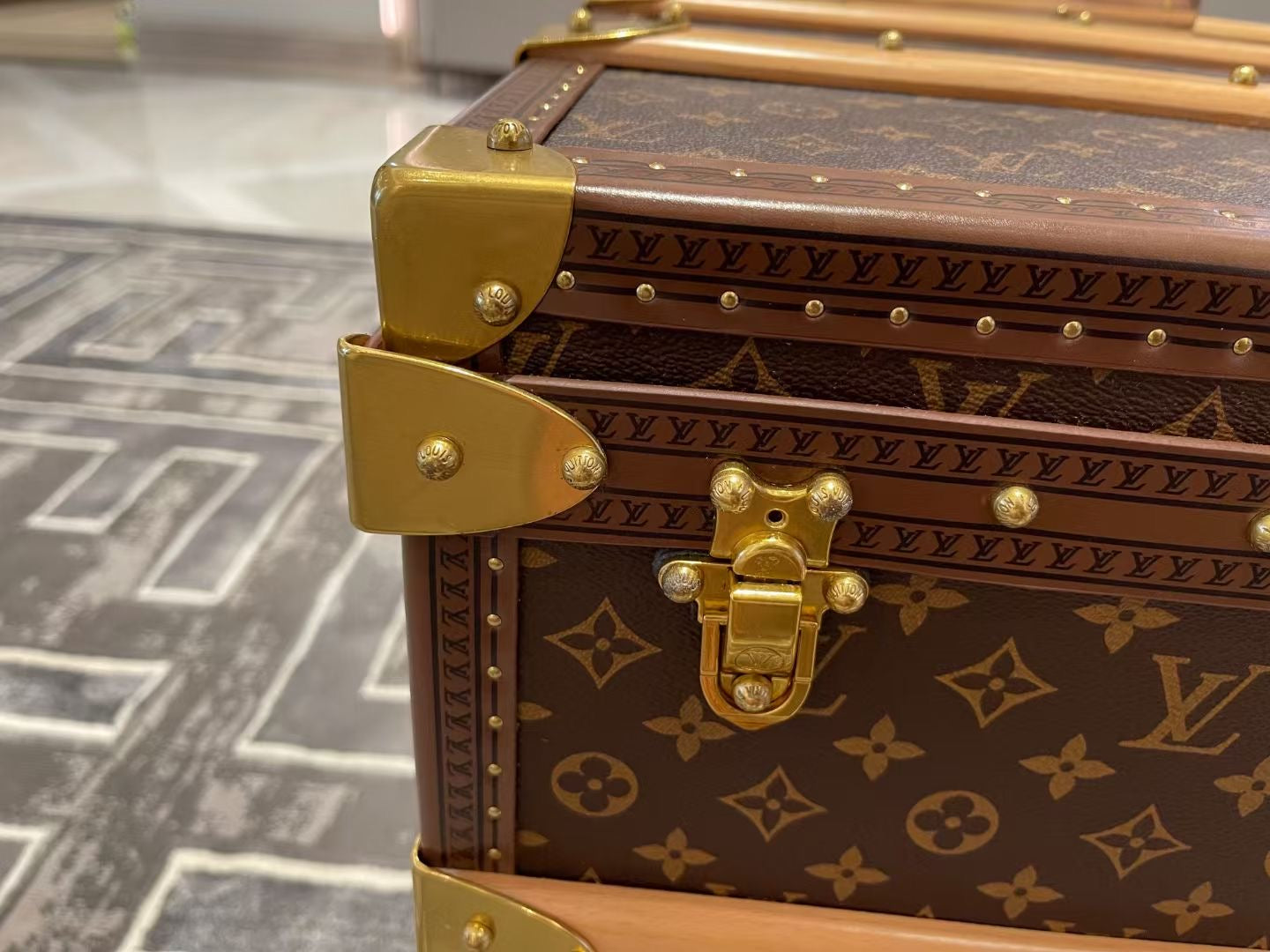CUSTOM LV BROWN TRUNK