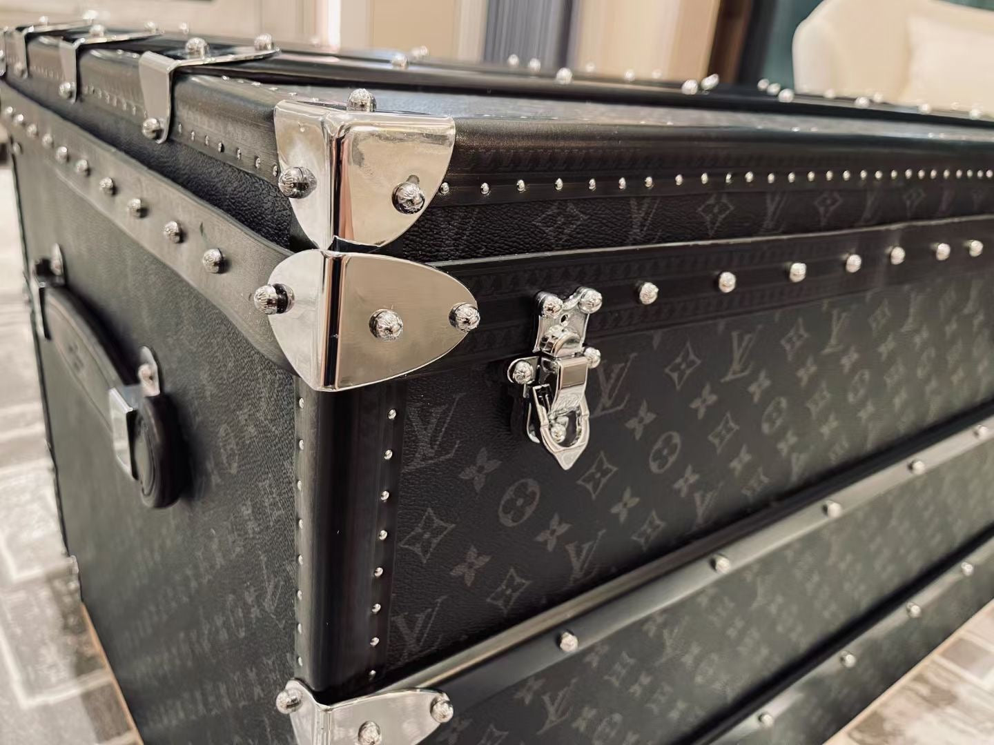 CUSTOM LV BLACK TRUNK