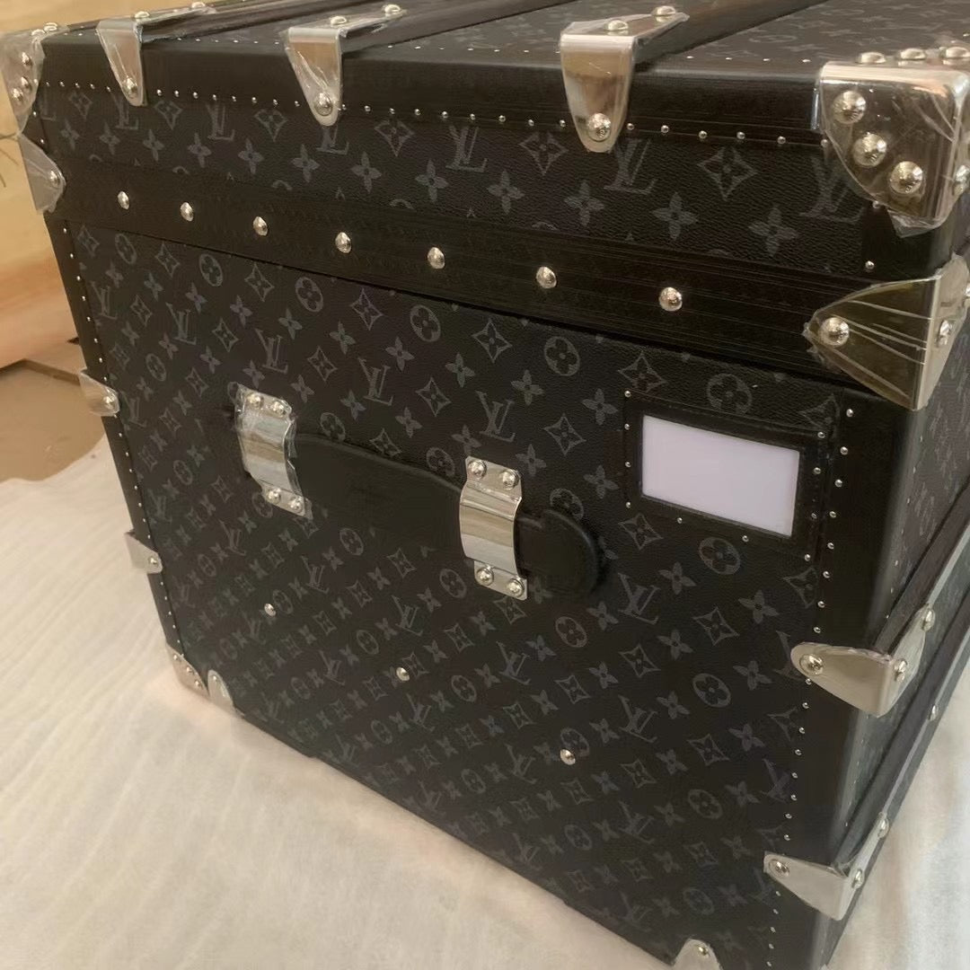 CUSTOM LV BLACK TRUNK