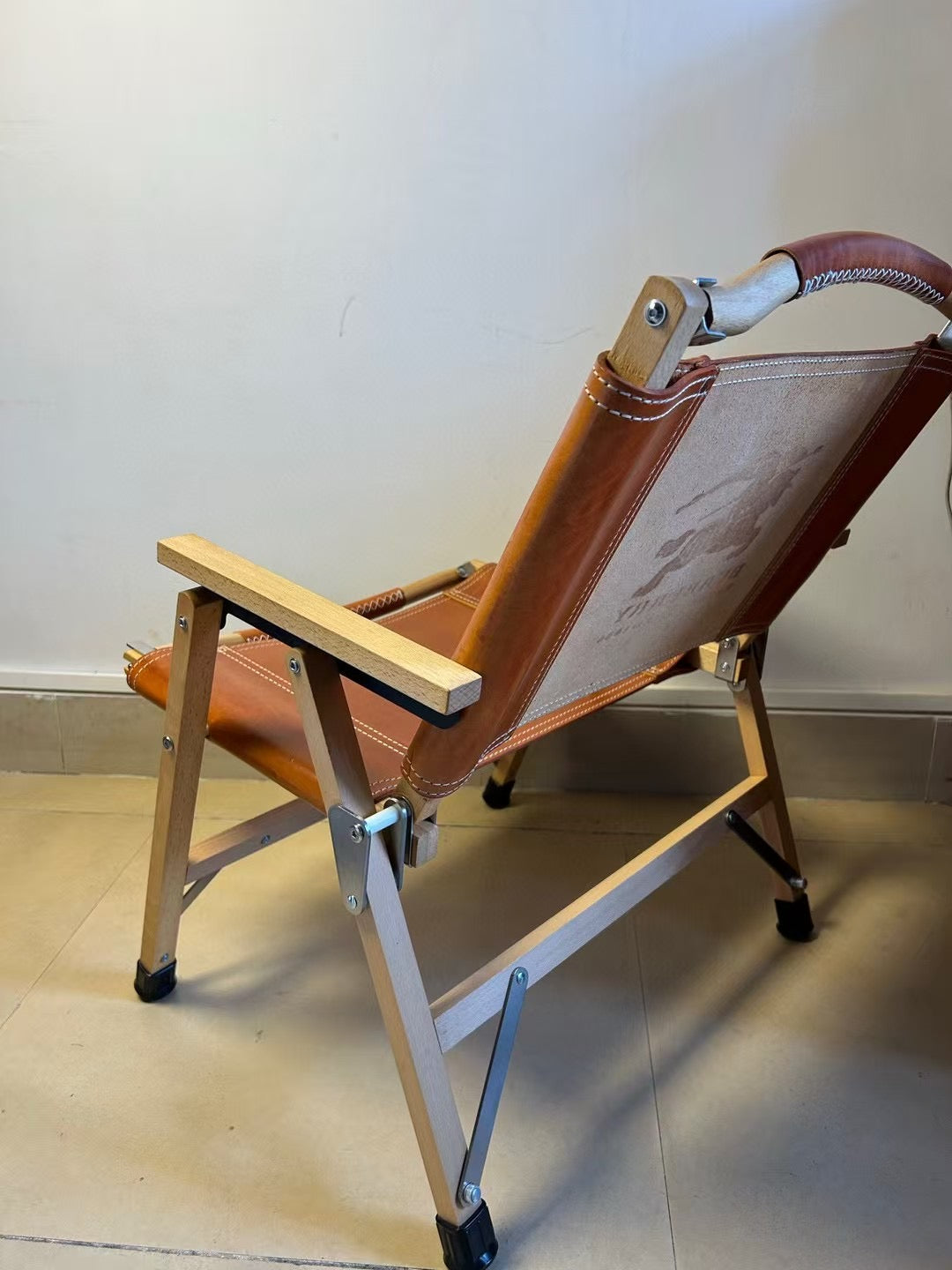 BURBERRY LEATHER FOLDING CHAIR