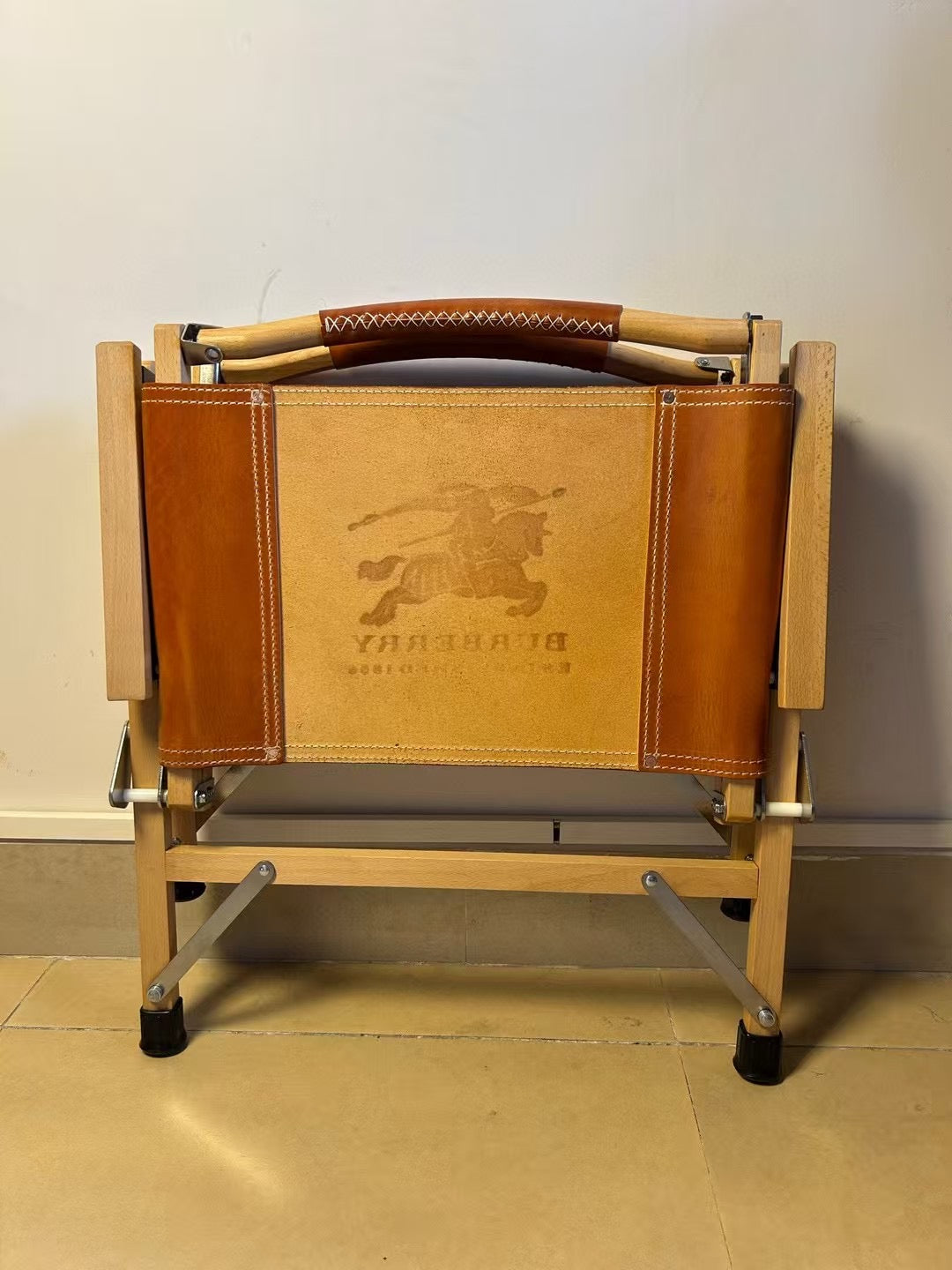 BURBERRY LEATHER FOLDING CHAIR