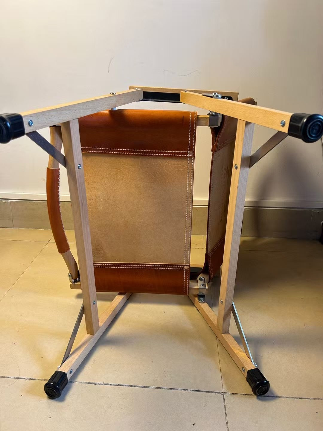 BURBERRY LEATHER FOLDING CHAIR