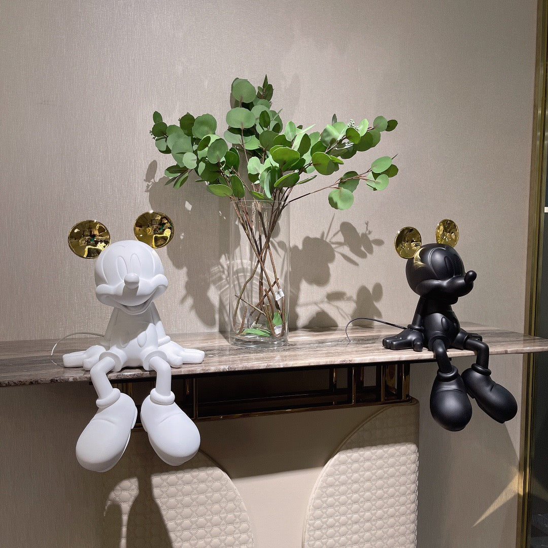 MICKEY MOUSE SITTING FIGURE