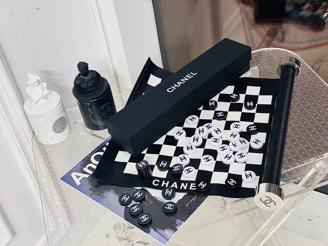 COCO CHECKERS SET