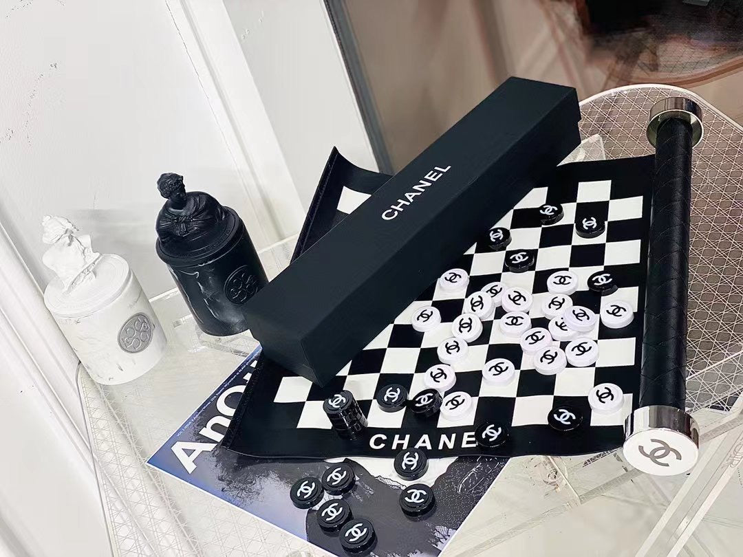 COCO CHECKERS SET