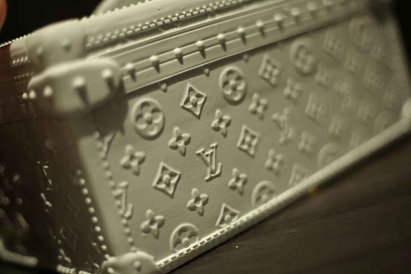 CUSTOM LV TISSUE BOX COVER