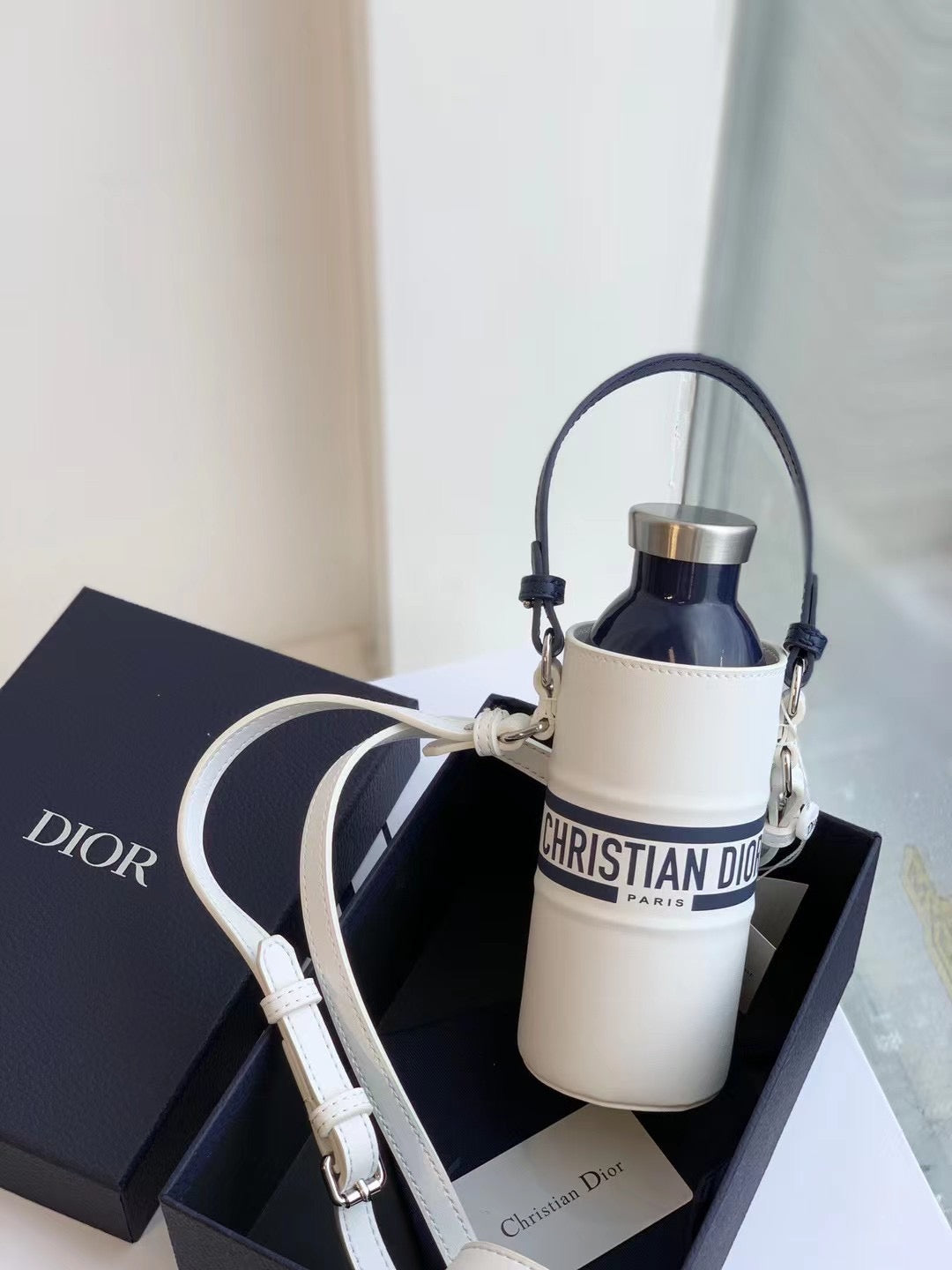CUSTOM VIBE STAINLESS STEEL BOTTLE