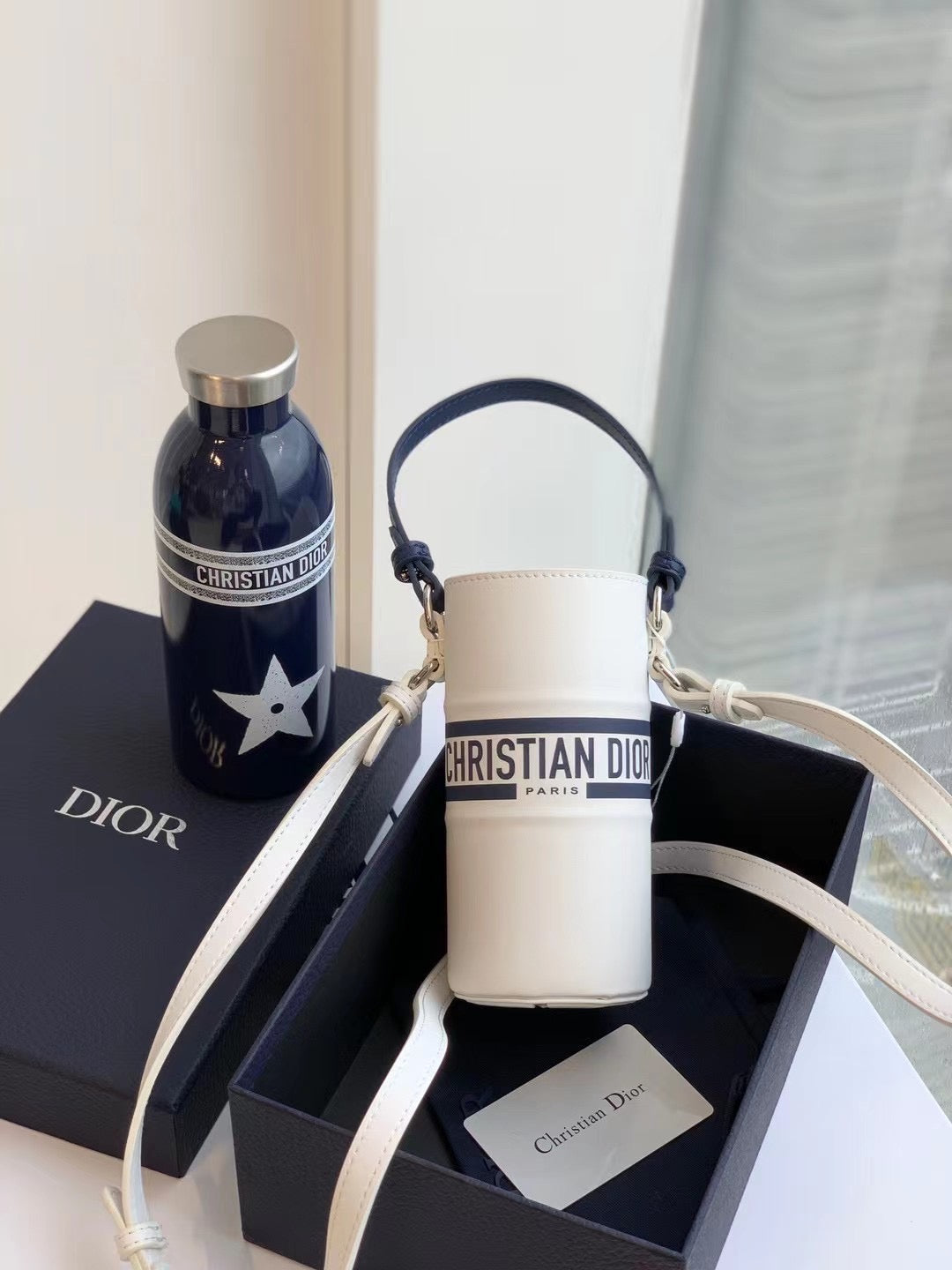 CUSTOM VIBE STAINLESS STEEL BOTTLE